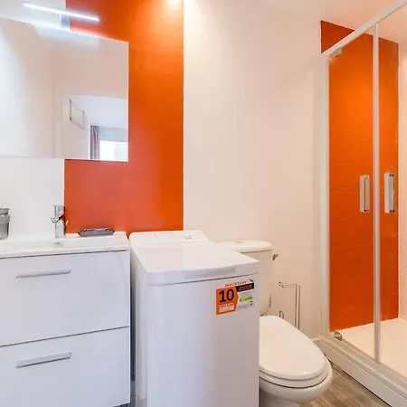 Renove Cosy Apartment